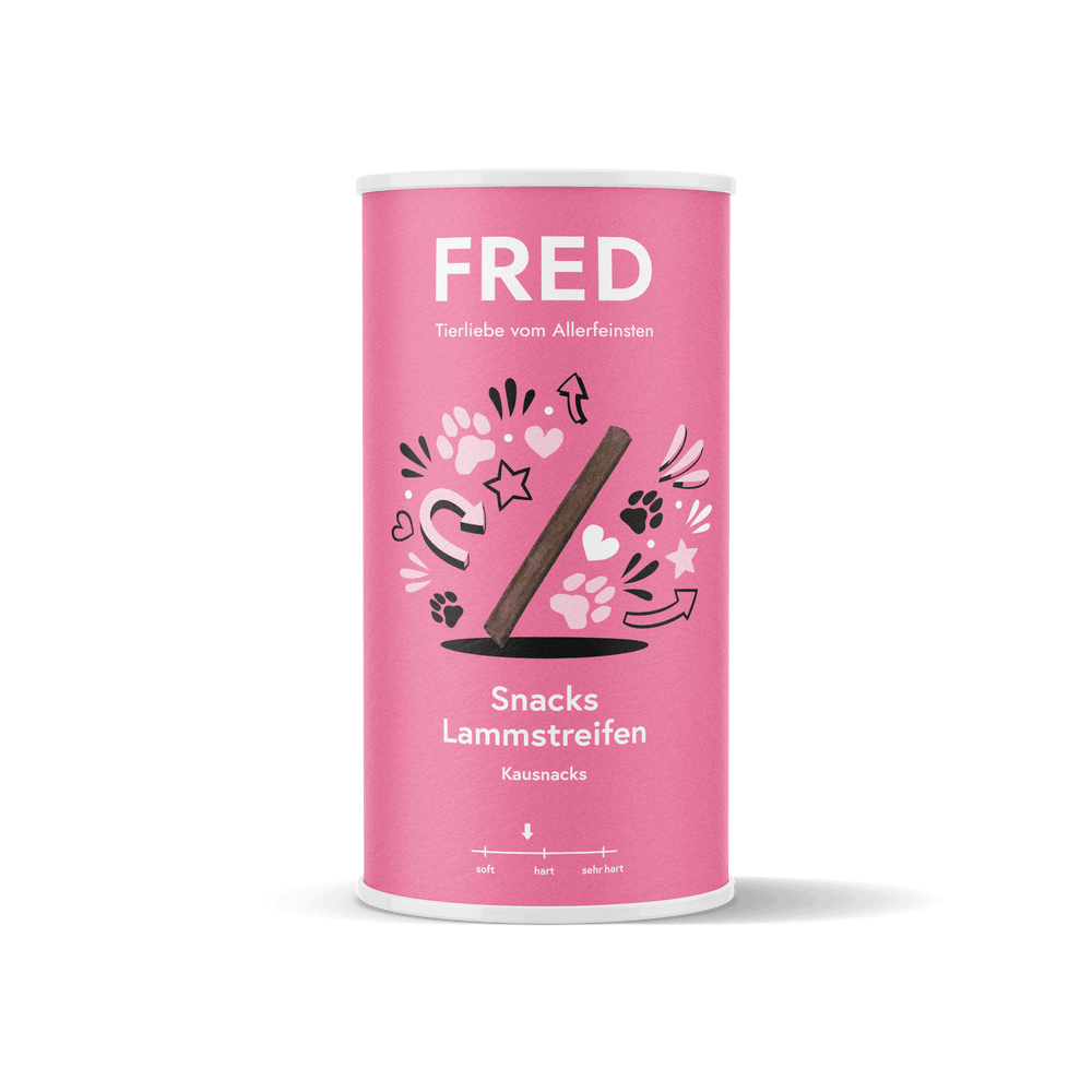 FRED Snacks Lammstreifen 2er Set für sensible Hunde in rosa Verpackung mit Pfoten und Herzen, schonend luftgetrocknet.