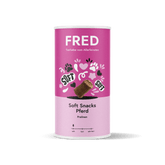 ALT-Tag für das Bild: FRED Soft Snacks Pferd in pinker Dose mit Pfotenabdrücken, weiche Snacks für Hunde, ideal für Training.