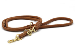 Braune rundgenähte Lederleine (3m) mit goldenen Beschlägen und Karabinerhaken für stylische Hundespaziergänge.