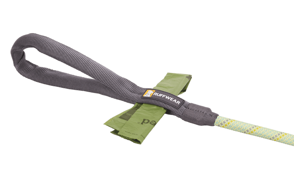 "Ruffwear Knot-a-Leash™ Hundeleine in Grau mit bunten Akzenten und gepolstertem Handgriff für sicheren Halt."