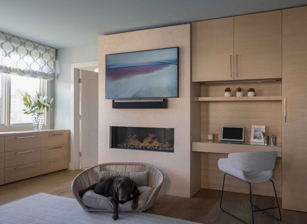Modernes VOGUE Hundebett SMOOTH in stilvollem Raum mit Holzdetails und gemütlichem Ambiente für Ihren Hund.