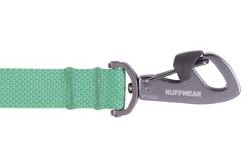 Flagline™ Hundeleine in hellem Grünton mit robustem Gewebe und silbernem Karabinerhaken von RUFFWEAR.