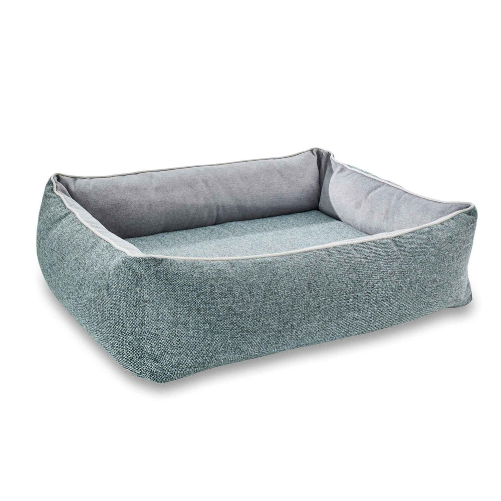 Hundefreundliches ORTHO Hundebett SCALA in hellblau mit grauer Polsterung und erhöhten Seiten für optimalen Schlafkomfort.