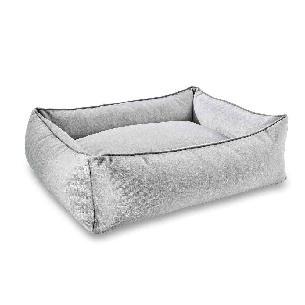 CLASSIC Hundebett GLAM in hellgrau, rechteckig, gepolstert und bequem für gemütliche Ruhezeiten Ihres Hundes.