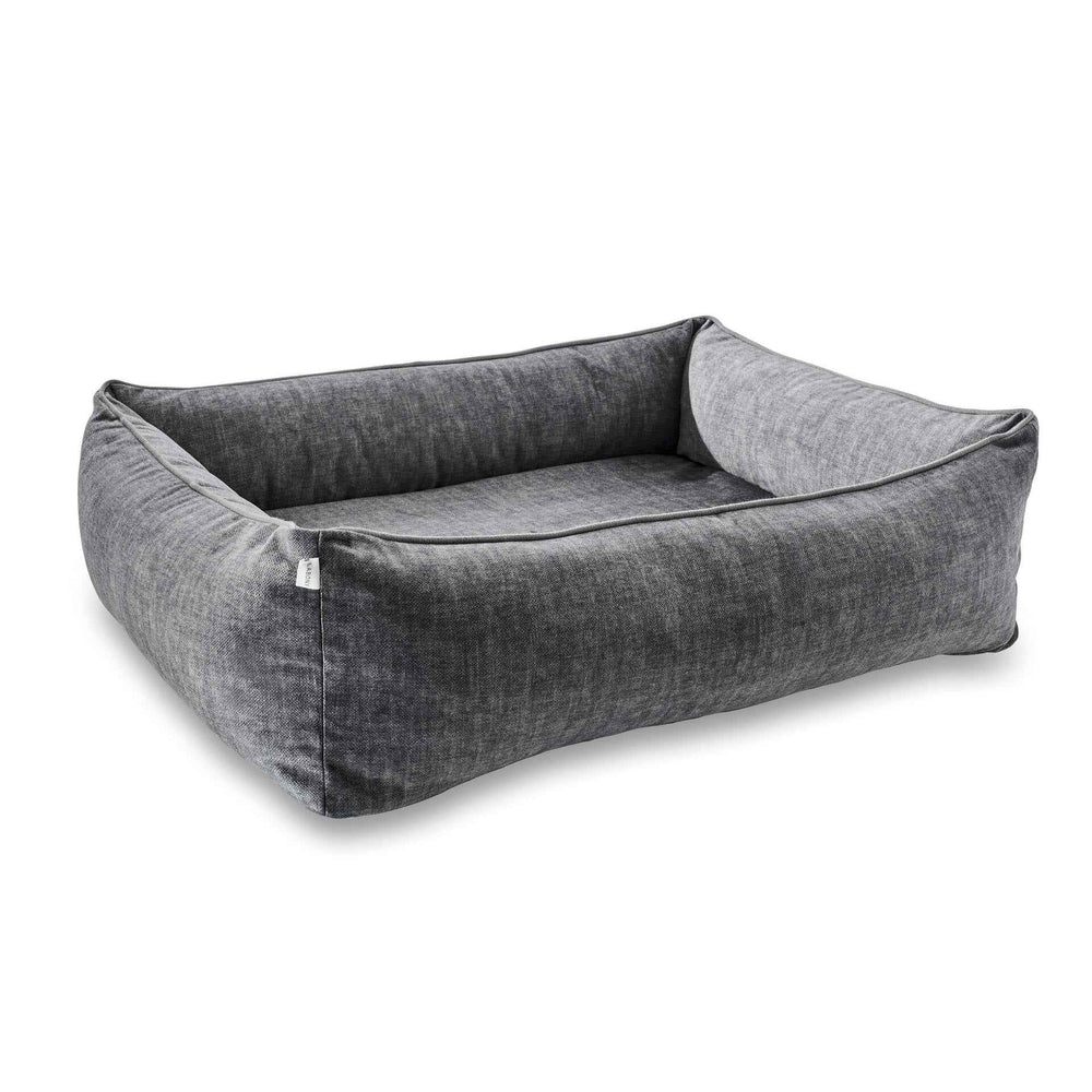 Rechteckiges graues ORTHO Hundebett GLAM mit hohen, gepolsterten Rändern und modernem, schlichtem Design.