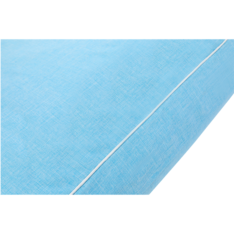 Detailansicht des blauen DoggySi?sta Strong Kissens mit weißem Rand und feiner Textur. Komfort für Hunde.