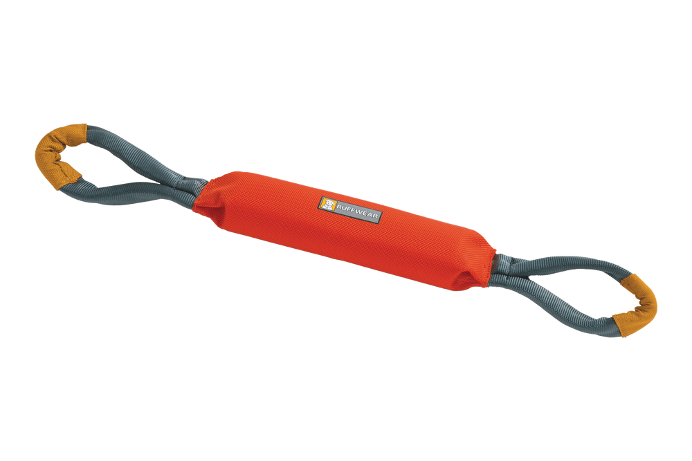 Orangefarbenes Pacific Loop™ Hundespielzeug mit gepolstertem Hauptteil und blauen Griffen für sicheres Training.