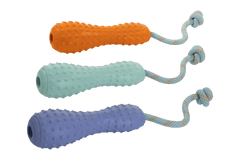 "Farbenfrohes Gourdo™ Gummi-Wurfspielzeug für Hunde in Orange, Mintgrün und Lila mit Noppen und Seil."