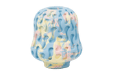 Bunter Morel™ Hundespielzeug-Kegel aus Silikon in Blau, Gelb und Rosa mit strukturiertem Muster und Löchern für besseren Grip.