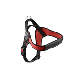 Ergonomisches Hundegeschirr in Schwarz-Rot mit gepolsterten Bereichen, Haltegriff und D-Ring für die Leine.