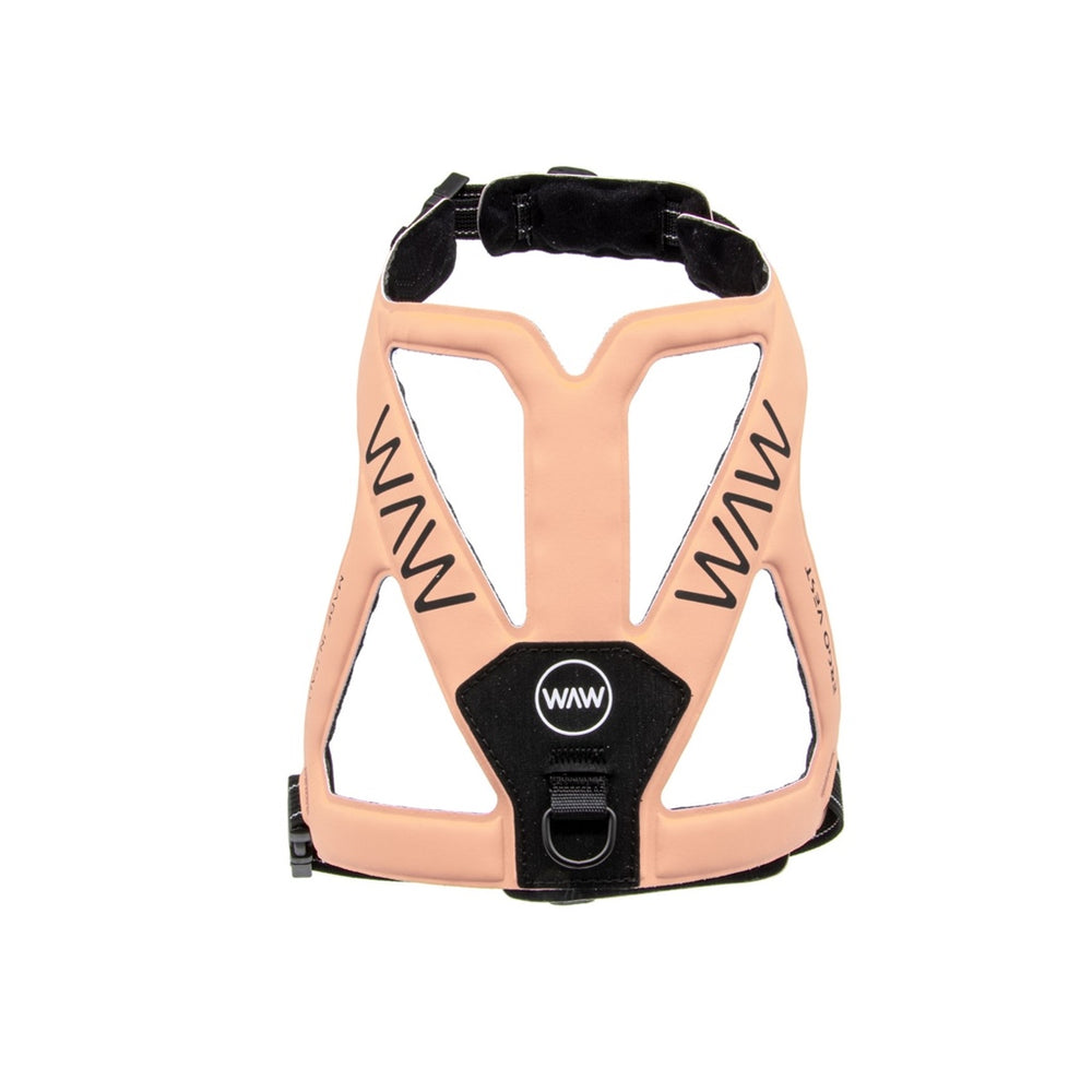 Hundegeschirr ERGO VEST Village Line in sanftem Peach-Ton mit verstellbaren Riemen und sicherer Schnalle.