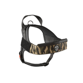 Hundegeschirr im stilvollen Tarnmuster mit gepolsterter Vorderseite und D-Ring zur Befestigung. Strapazierfähig und bequem.