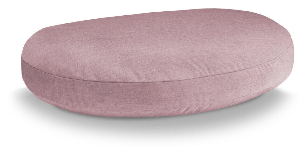 Ovales, gepolstertes Kissen in sanftem Rosaton mit strukturierter Oberfläche für das LUNA LOUNGE SET.