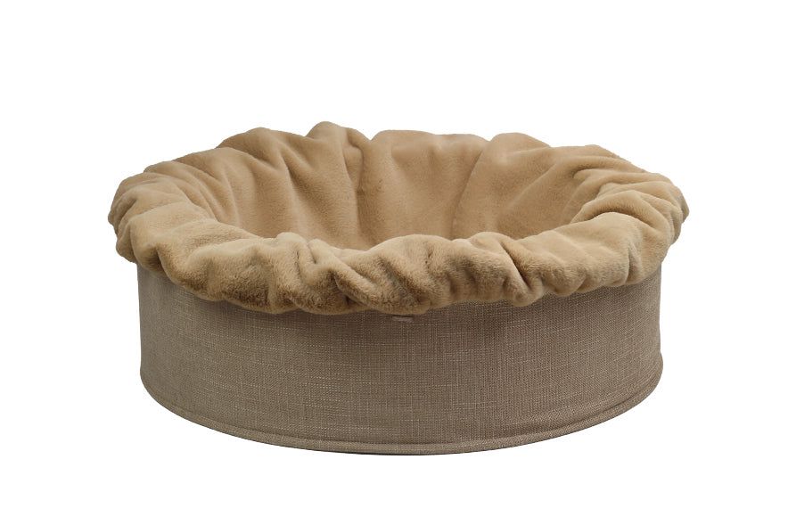 "Ersatzbezüge für Buddelnest Haustierbett mit robustem Außenstoff und weicher Liegefläche in neutralen Beige-Tönen."