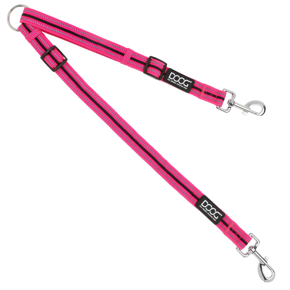 Pinke DOOG 2-1 Hundeleine mit reflektierenden Streifen und zwei Karabinerhaken für sicheres Gassi gehen.