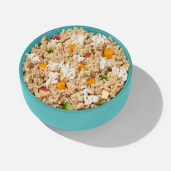 FRED VET Low Protein in turquoise Schüssel mit Quinoa, Gemüse und Reis für nierenbelastete Tiere zur Diätunterstützung.