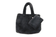 Schwarze, elegante Handtasche aus Samt mit zwei Griffen und passendem kleinen Täschchen.