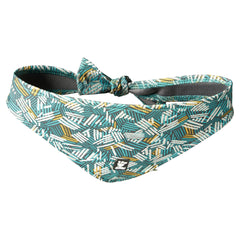 Hundehalstuch Zhero Safety Bandana ECO in Grün/Weiß/Gelb mit geometrischem Muster und Affenlogo, sicher um den Hals gebunden.