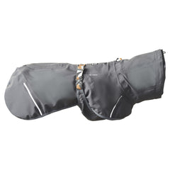 Dunkelgrauer Hundemantel Mudventure Coat ECO mit reflektierenden Streifen, verstellbarem Gurt und wetterfester Polsterung.