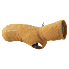 Brauner Hundemantel Warming Midlayer ECO mit wabenartigem Muster und hohem Kragen, um den Hund warm zu halten.