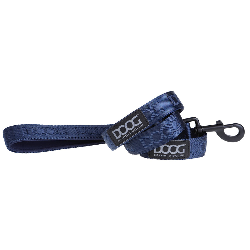 Dunkelblaue Neoprene Hundeleine mit Muster und Karabinerhaken, ideal für sicheres Gassigehen.