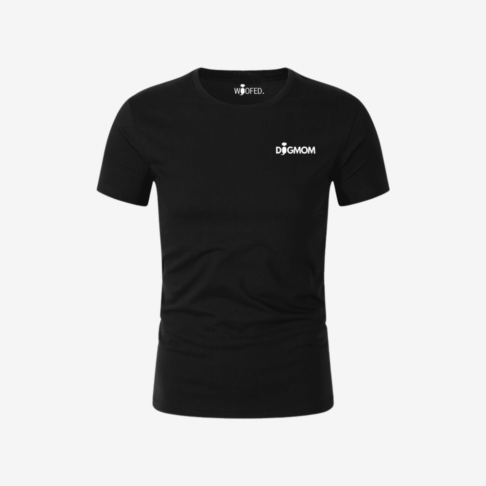 schwarzes T-Shirt "Dogmom" mit weißem Schriftzug, ideal für Hundeliebhaberinnen, lässiger Schnitt, bequemer Alltag