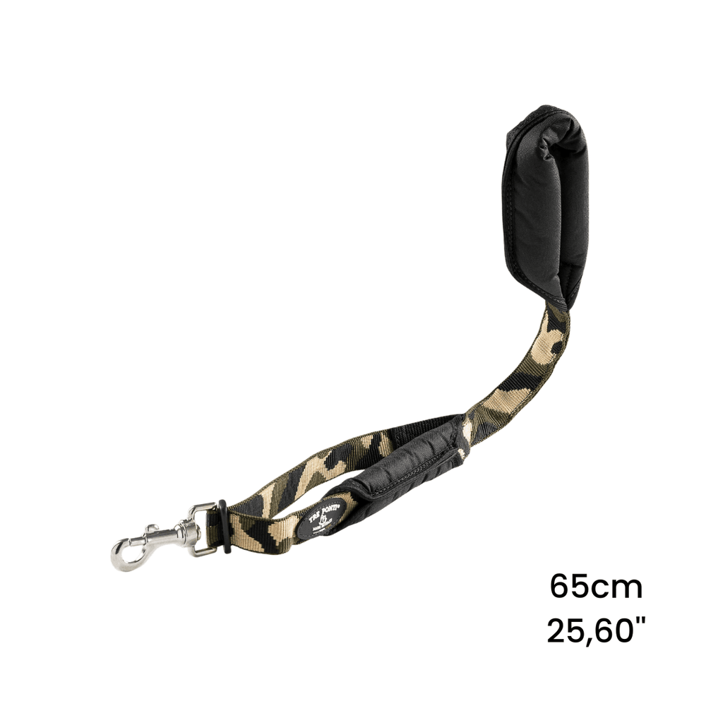 Camouflage Hundeleine mit gepolstertem Griff und Karabinerhaken, 65 cm lang für optimalen Komfort beim Spazierengehen.