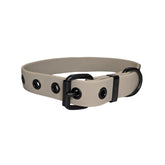 Verstellbares WOOFLEX® Classic Halsband in hellem Grau mit schwarzen Metallbeschlägen für modernen Stil und Komfort.