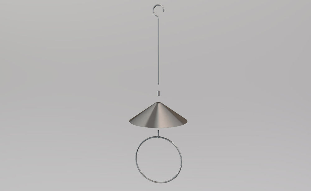Edelstahlhängung mit konischem Lampenschirm, Haken zum Aufhängen und glänzendem Metallring.