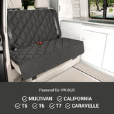 Schwarze gepolsterte Sitzauflage für VW Multivan, California, T5, T6, T7 mit quilted Design.
