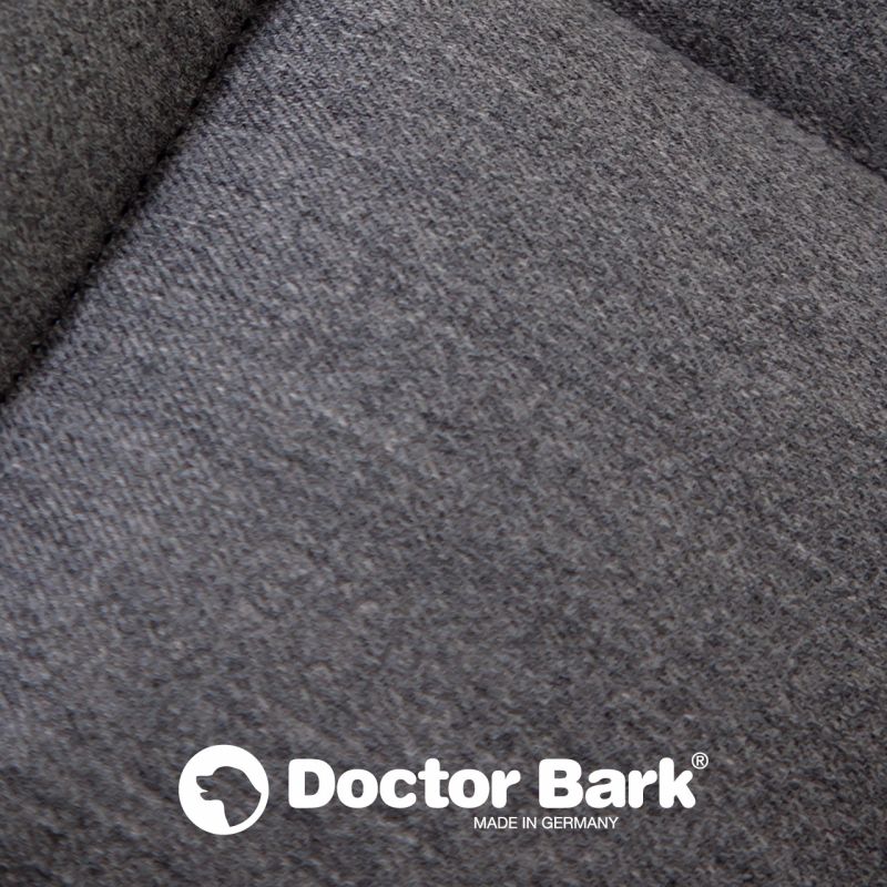 Graue 2-Sitz Autodecke aus textilem Material mit Doctor Bark Logo, hergestellt in Deutschland.