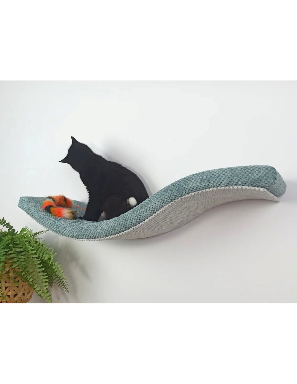Cat Wall Shelf – Playful Curve | catsatelier-image-152