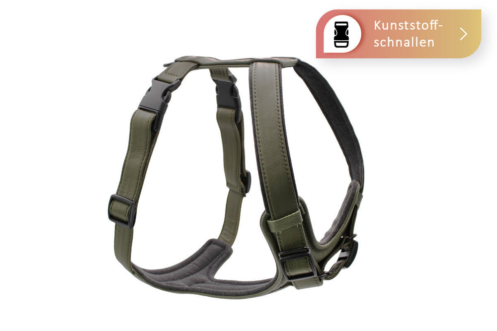 Zweifach verstellbares grünes Hundegeschirr mit ergonomischem Design und gepolstertem Komfort.