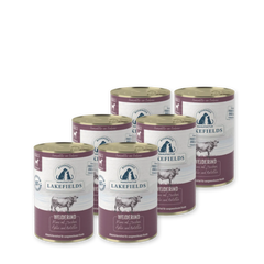 Sechs Dosen Lakefields Nassfutter-Menü Rind für Erwachsene, lila-weißes Etikett mit goldenem Deckel.