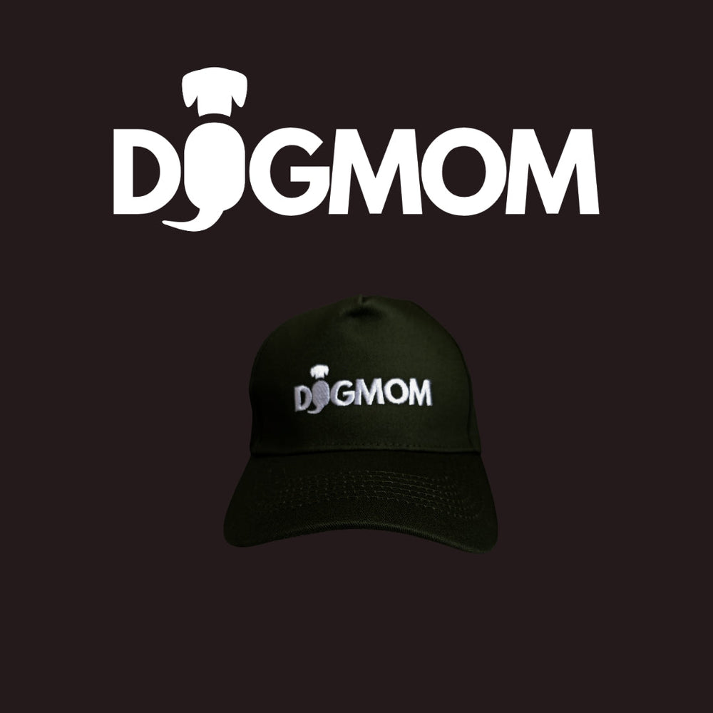 Schwarze Baseballcap "Dogmom" mit weißem, gesticktem Schriftzug und Hundesilhouette für Hundeliebhaber.