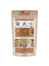 Verpackung von Lakefields SUPERFOOD Huhn für Welpen, aus kraftpapier mit transparentem Fenster für das Premium-Trockenfutter.