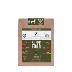 Trockenfutter SUPERFOOD Wild für Hunde in brauner Verpackung mit grünem Etikett von Lakefields.