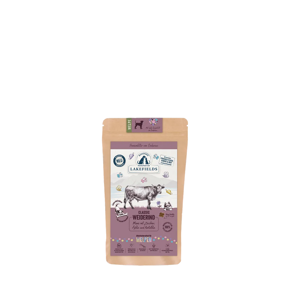 Braune Kraftpapierverpackung von Lakefields Trockenfutter für Welpen mit Rind und Hundillustrationen.