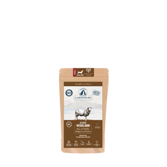 "Packung Lakefields Trockenfutter für Hunde mit Weide-Lamm, braun, mit Neuheitssymbol und Zutateninformationen."