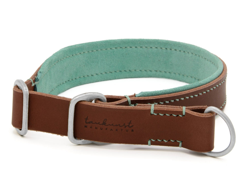 Braunes und grünes Zugstopp Lederhalsband mit gepolsterter Innenseite für Hunde von Taun.