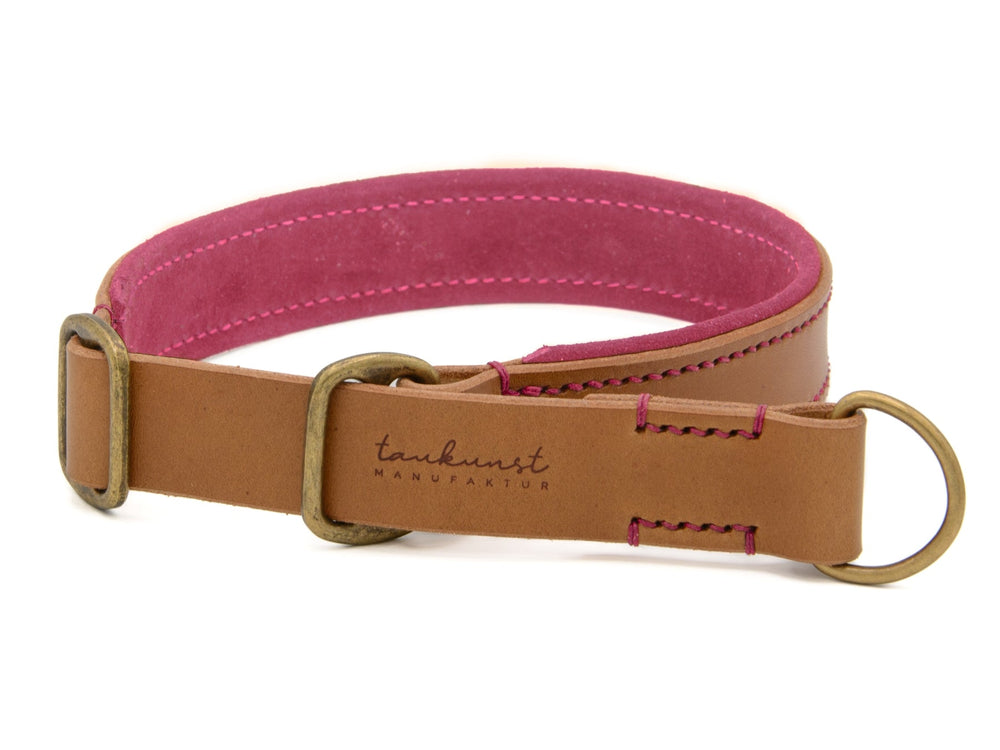 Braunes Lederhalsband mit pinkem Innenfutter, Schnalle und D-Ring von "tankunst" für Hunde.
