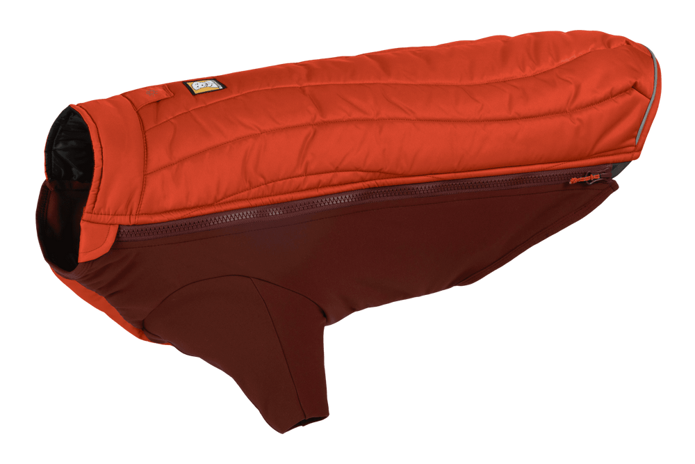 Gepolsterte Powder Hound™ Hundejacke in Orange und Dunkelrot mit Reißverschluss für optimalen Sitz und Schutz.
