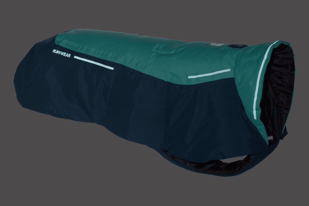 Hunde-Jacke in Blau- und Grüntönen, wasserabweisend, gefüttert und bequem für optimalen Schutz.