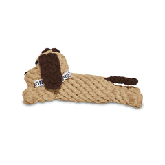 "Doggy Dog Hundespielzeug in Form eines liegenden Hundes, geflochten, hellbraun, mit braunen Ohren und 'BONO'-Aufdruck."