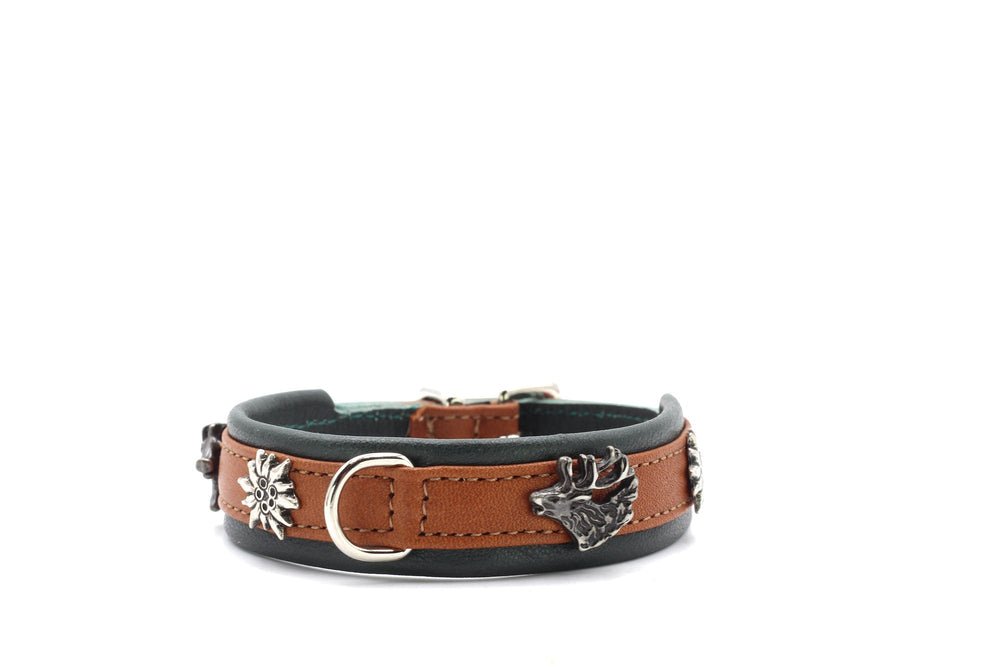 Braunes Lederhalsband mit silbernen Tiersymbolen und Schnalle, ideal für kleine Hunde.