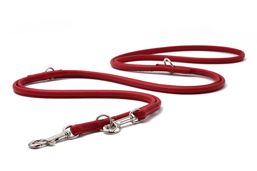 Rote rundgenähte Lederleine mit silbernem Karabinerhaken, 3 Meter lang, ideal für Hunde.