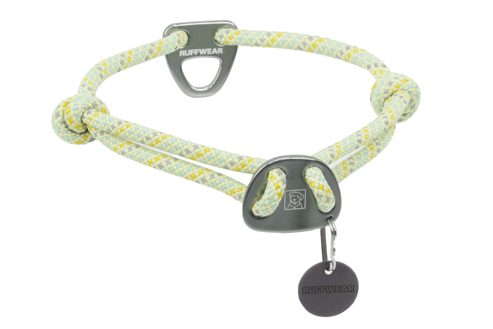 Ruffwear Knot-a-Collar™ Hundehalsband aus strapazierfähigem, geflochtenem Material in Gelb- und Grüntönen.