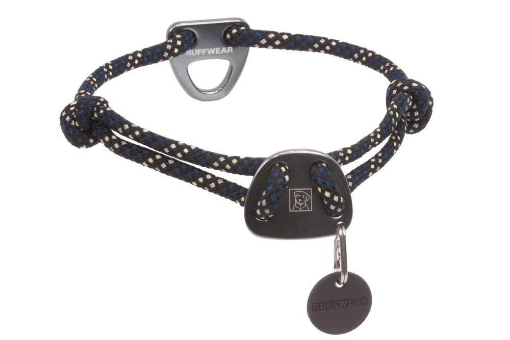 Robustes Knot-a-Collar™ Hundehalsband aus geflochtenem Material in Blau- und Grautönen mit stabiler Metallschnalle.