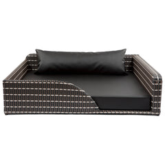 Modernes Hundebett Cosmopolitan in Schwarz mit braun-weißem Muster, rechteckiges Design, stilvolles und bequemes Sofa für Hunde.
