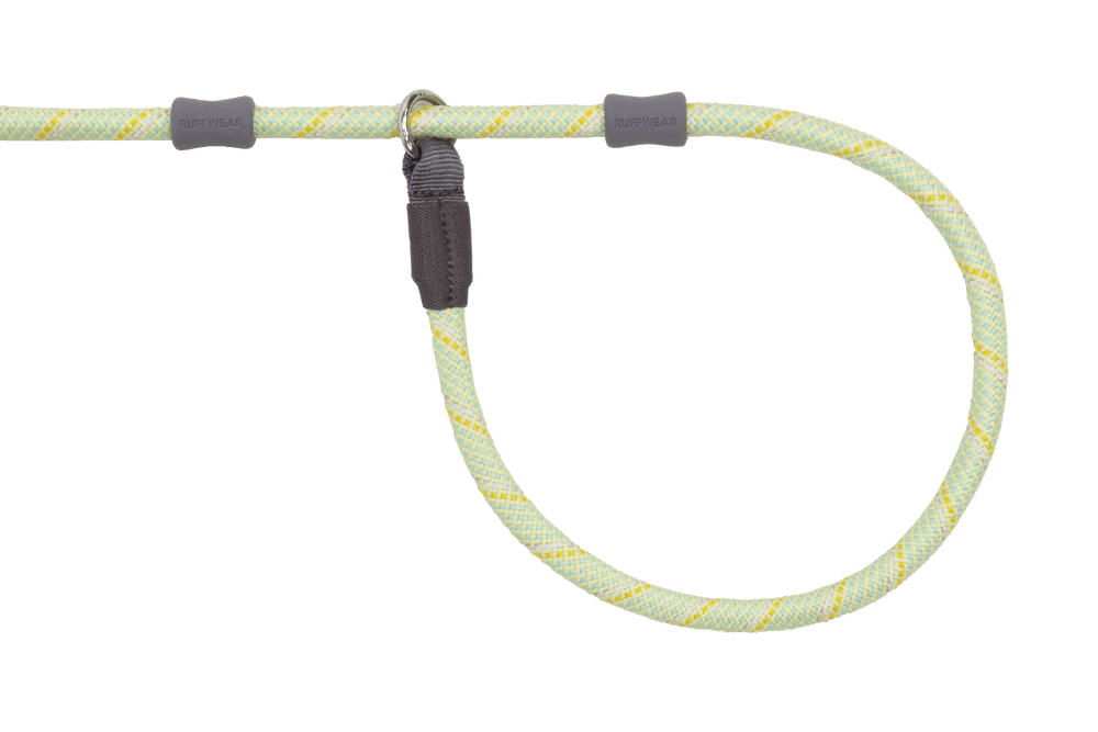Robuste Just-a-Cinch™ Hundeleine in hellen Farben mit gepolsterter Schlaufe und stabilen Ring für komfortables Gassi gehen.